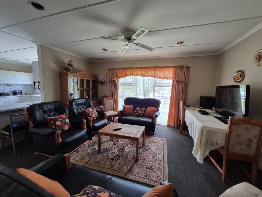 3 Bedroom Property for Sale in Langerug Western Cape